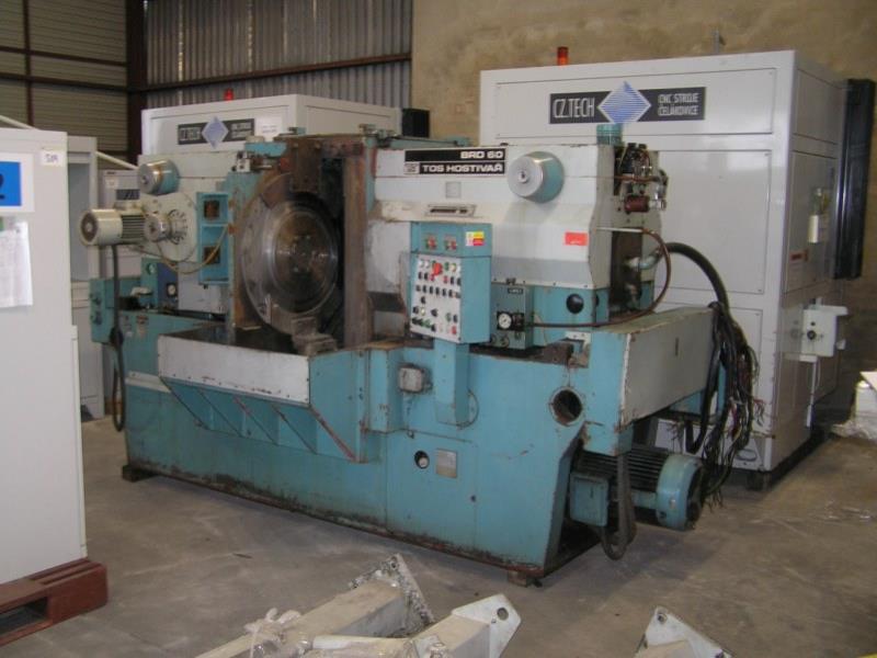 Prumyslových robotu-1